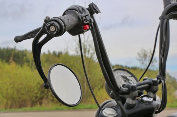 «В замок зажигания впихнули ключ от шкафа». Белорус про Triumph Bonneville Bobber из Америки «В замок зажигания впихнули ключ от шкафа». Белорус про Triumph Bonneville Bobber из Америки