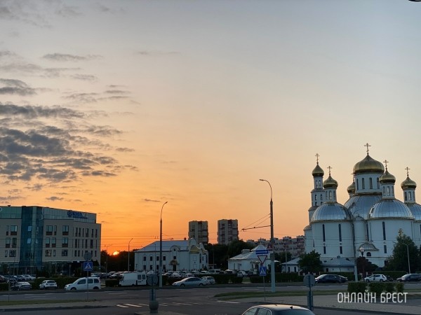 На смене летнему теплу — снова зима? Синоптик Рябов рассказал о погоде на неделю На смене летнему теплу — снова зима? Синоптик Рябов рассказал о погоде на неделю