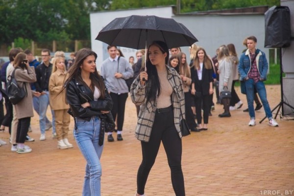 Кому-то придется сдавать экзамен. Что будет, если на одну из специальностей будет слишком много желающих-льготников? Кому-то придется сдавать экзамен. Что будет, если на одну из специальностей будет слишком много желающих-льготников?