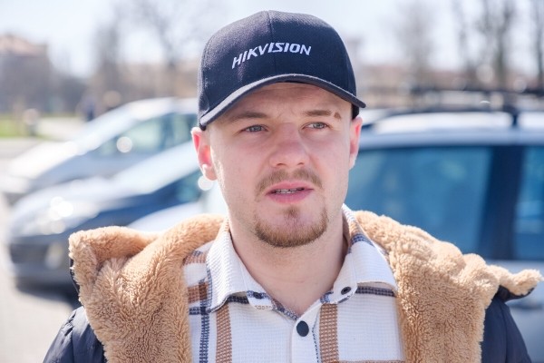 «С одного такси можно заработать 8 000 рублей». Владельцы Renault Zoe рассказали о выгоде «электричек» «С одного такси можно заработать 8 000 рублей». Владельцы Renault Zoe рассказали о выгоде «электричек»