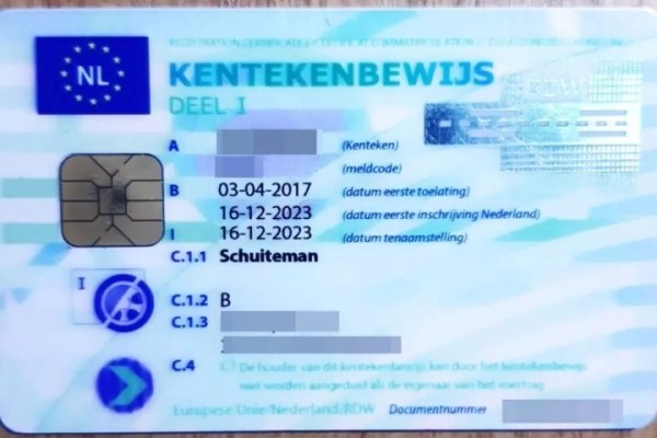 Белорус не смог пересечь литовскую границу на Volkswagen Multivan Белорус не смог пересечь литовскую границу на Volkswagen Multivan