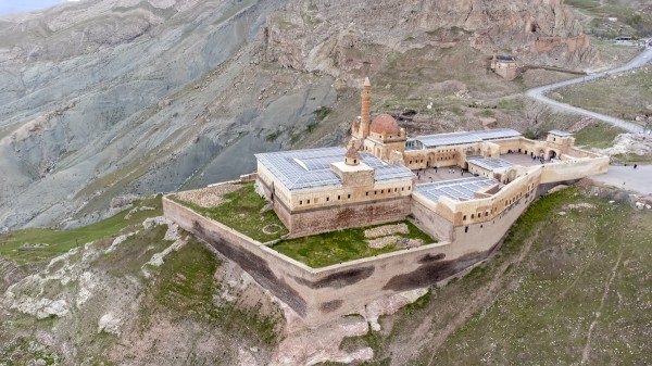 Пять необычных вариантов отдыха за границей, для которых белорусам не нужен «шенген» Пять необычных вариантов отдыха за границей, для которых белорусам не нужен «шенген»