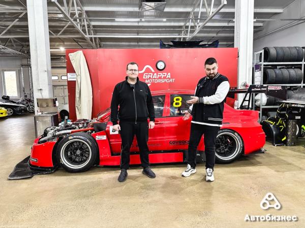 Белорус вложил 300 000 долларов в Mitsubishi Lancer Evolution. А теперь продает значительно дешевле Белорус вложил 300 000 долларов в Mitsubishi Lancer Evolution. А теперь продает значительно дешевле