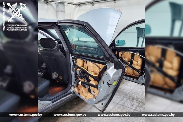 Белорусские таможенники распотрошили AUDI литовца. Что нашли? Белорусские таможенники распотрошили AUDI литовца. Что нашли?
