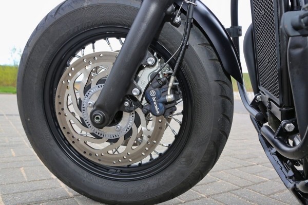 «В замок зажигания впихнули ключ от шкафа». Белорус про Triumph Bonneville Bobber из Америки «В замок зажигания впихнули ключ от шкафа». Белорус про Triumph Bonneville Bobber из Америки