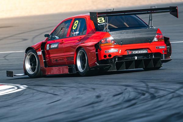 Белорус вложил 300 000 долларов в Mitsubishi Lancer Evolution. А теперь продает значительно дешевле Белорус вложил 300 000 долларов в Mitsubishi Lancer Evolution. А теперь продает значительно дешевле