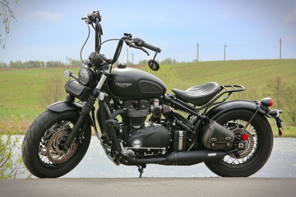 «В замок зажигания впихнули ключ от шкафа». Белорус про Triumph Bonneville Bobber из Америки «В замок зажигания впихнули ключ от шкафа». Белорус про Triumph Bonneville Bobber из Америки