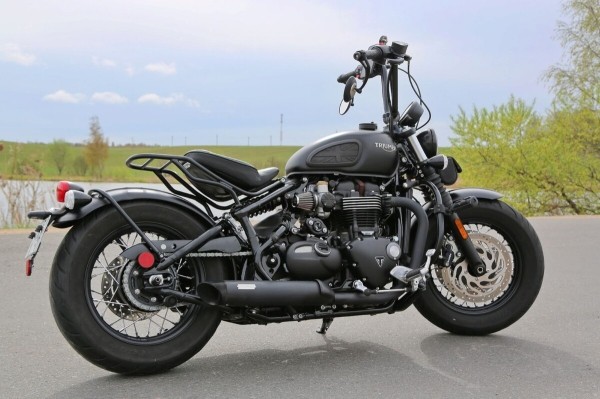 «В замок зажигания впихнули ключ от шкафа». Белорус про Triumph Bonneville Bobber из Америки «В замок зажигания впихнули ключ от шкафа». Белорус про Triumph Bonneville Bobber из Америки