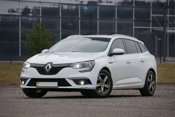 «Пробег однозначно её — даже не обсуждается». Нашли пять «дизелей» из Европы слегка дороже «десятки» «Пробег однозначно её — даже не обсуждается». Нашли пять «дизелей» из Европы слегка дороже «десятки»