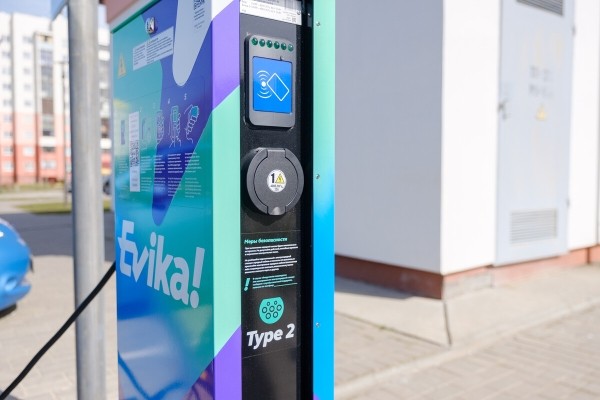 «С одного такси можно заработать 8 000 рублей». Владельцы Renault Zoe рассказали о выгоде «электричек» «С одного такси можно заработать 8 000 рублей». Владельцы Renault Zoe рассказали о выгоде «электричек»