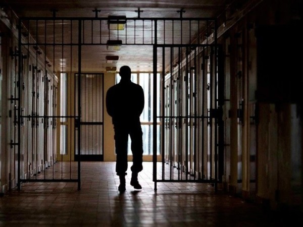 Суд приговорил жителя Кобрина к четырем годам колонии за стрельбу из пневматики по детям Суд приговорил жителя Кобрина к четырем годам колонии за стрельбу из пневматики по детям