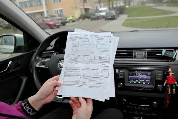 Владелица Skoda Rapid: «Сгнила крышка багажника!» Дилер: «Это не гарантийный случай». Чем закончился спор? Владелица Skoda Rapid: «Сгнила крышка багажника!» Дилер: «Это не гарантийный случай». Чем закончился спор?