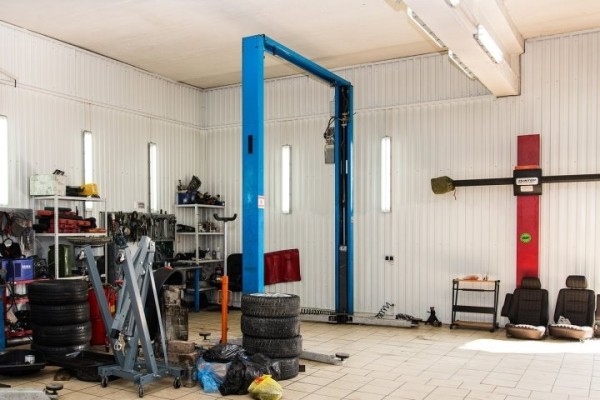 Брестчанам приходится записываться на СТО на две недели вперед Брестчанам приходится записываться на СТО на две недели вперед