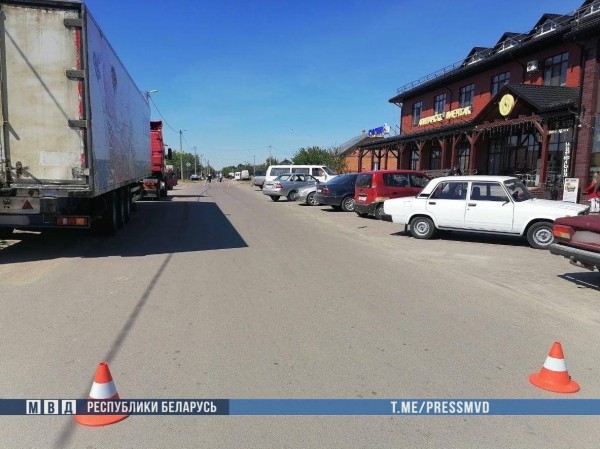 В Брестской области подросток совершил наезд на 7-летнего мальчика. Жестко видео В Брестской области подросток совершил наезд на 7-летнего мальчика. Жестко видео