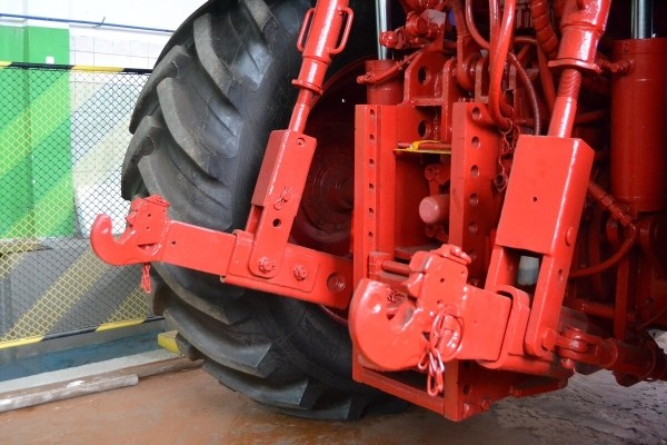 Беспилотник BELARUS 3523i появился в Бресте. Разбираемся, сможет ли он работать в поле в автономном режиме Беспилотник BELARUS 3523i появился в Бресте. Разбираемся, сможет ли он работать в поле в автономном режиме