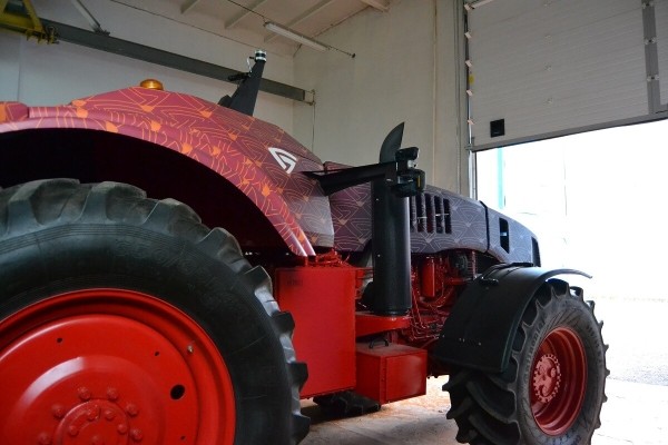 Беспилотник BELARUS 3523i появился в Бресте. Разбираемся, сможет ли он работать в поле в автономном режиме Беспилотник BELARUS 3523i появился в Бресте. Разбираемся, сможет ли он работать в поле в автономном режиме