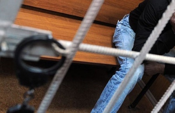 За изнасилование несовершеннолетней 20-летний белорус получил тюремный срок За изнасилование несовершеннолетней 20-летний белорус получил тюремный срок