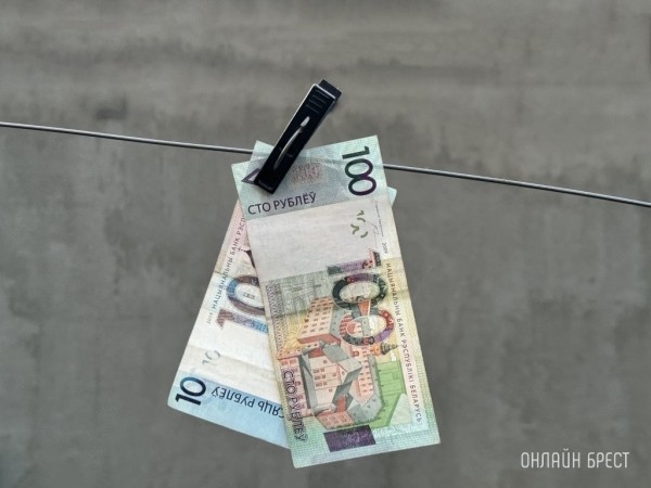 В Беларуси появились вакансии с зарплатой до 10 000 рублей. Кому готовы платить такие деньги? В Беларуси появились вакансии с зарплатой до 10 000 рублей. Кому готовы платить такие деньги?