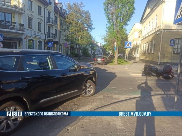 В центре Бреста мотоциклист попал в ДТП
