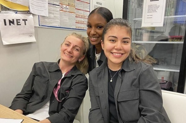 За 2,5 года из резчика картона — в помощники врача. Белоруска рассказала о своей эмиграции в США За 2,5 года из резчика картона — в помощники врача. Белоруска рассказала о своей эмиграции в США