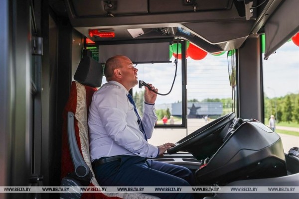 Должны ли водители включать кондиционер в автобусе?