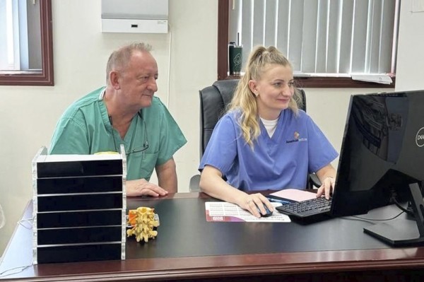 За 2,5 года из резчика картона — в помощники врача. Белоруска рассказала о своей эмиграции в США За 2,5 года из резчика картона — в помощники врача. Белоруска рассказала о своей эмиграции в США