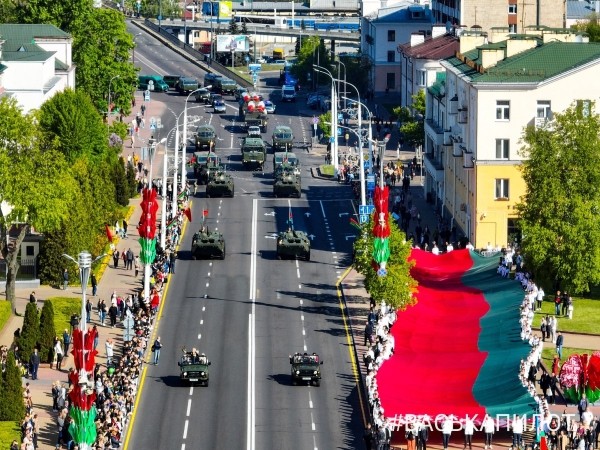 9 мая по Бресту пройдут парадом 79 образцов военной техники 9 мая по Бресту пройдут парадом 79 образцов военной техники