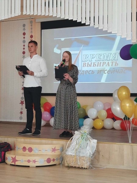 В Дивинском детском доме провели выпускников &mdash; 11 воспитанников теперь будут строить свою жизнь самостоятельно