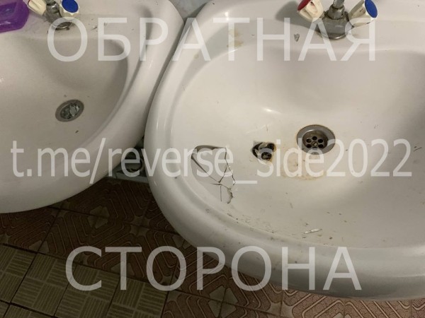 В Пинске 17-летний учащийся одного из колледжей устроил в общежитии пьяный дебош В Пинске 17-летний учащийся одного из колледжей устроил в общежитии пьяный дебош