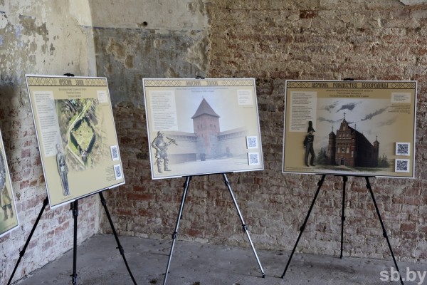 В Брестской крепости открылась выставка белорусско-российских фортификационных сооружений В Брестской крепости открылась выставка белорусско-российских фортификационных сооружений