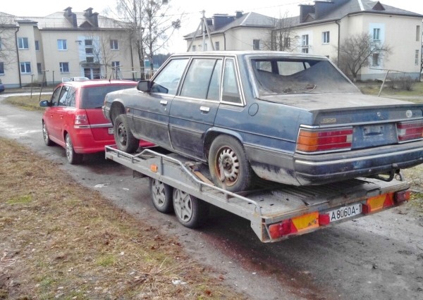 Это судьба! Брестчанин спустя 20 лет вернул и восстановил свою Mazda 929 из 80-х
