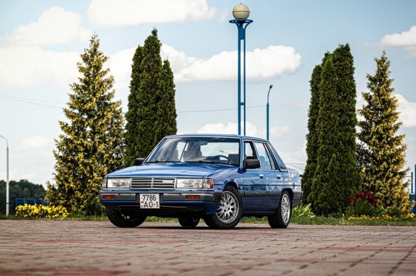 Это судьба! Брестчанин спустя 20 лет вернул и восстановил свою Mazda 929 из 80-х