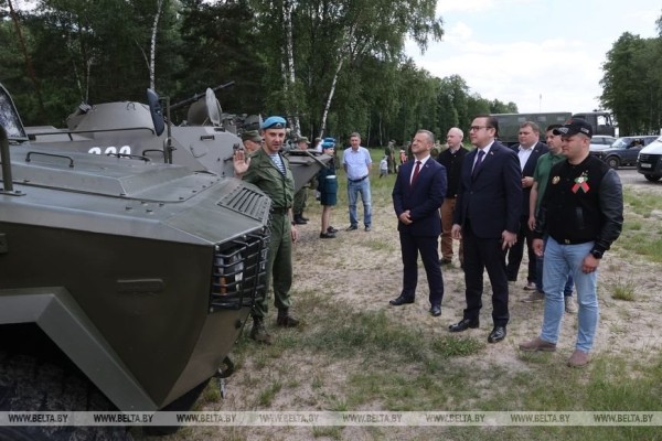 Более Br7 млн перечислили белорусы на строительство патриотического центра в Брестской крепости Более Br7 млн перечислили белорусы на строительство патриотического центра в Брестской крепости