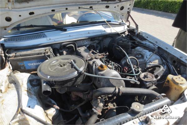 Погибать под забором такие автомобили не должны: мнение владельца Mercedes W123 Погибать под забором такие автомобили не должны: мнение владельца Mercedes W123