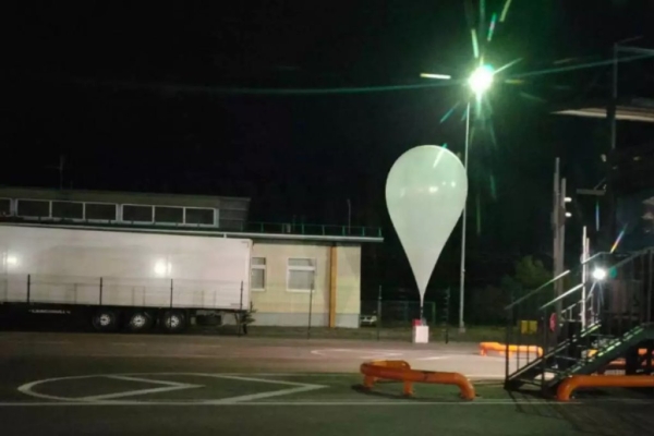 Провал контрабандистов: шар с сигаретами приземлился прямо в пункте пропуска