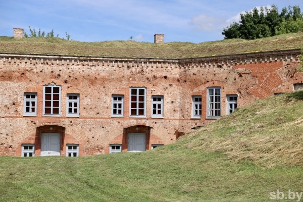 В Брестской крепости открылась выставка белорусско-российских фортификационных сооружений В Брестской крепости открылась выставка белорусско-российских фортификационных сооружений