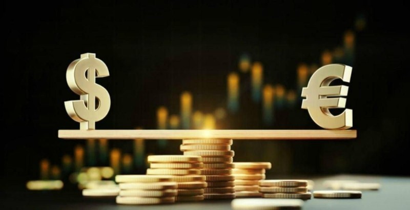 Обвал рубля и кризис зависимости: в какой валюте хранить сбережения, стоит ли инвестировать в недвижимость и перекладываться в юань?
Обвал рубля и кризис зависимости: в какой валюте хранить сбережения, стоит ли инвестировать в недвижимость и перекладываться в юань?