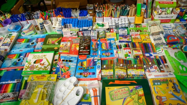 Сходили с восьмиклассником на рынок: сколько он потратил на подготовку к школе Сходили с восьмиклассником на рынок: сколько он потратил на подготовку к школе